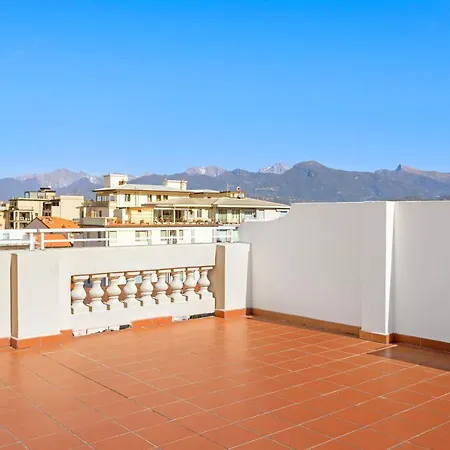 Alloggio Sul Lungomare Di Apartment